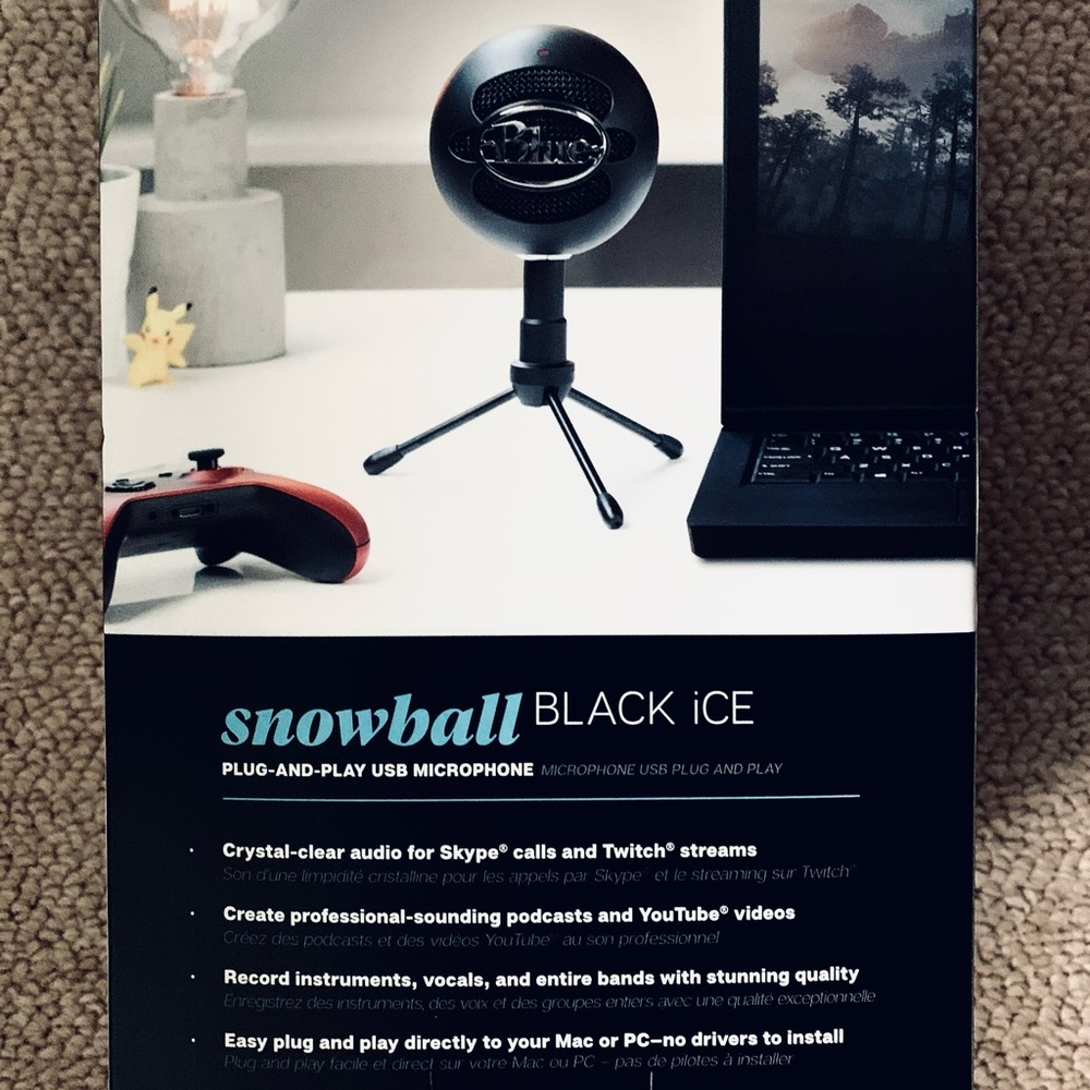 BLUE MIC Snowball Black Ice with tripod